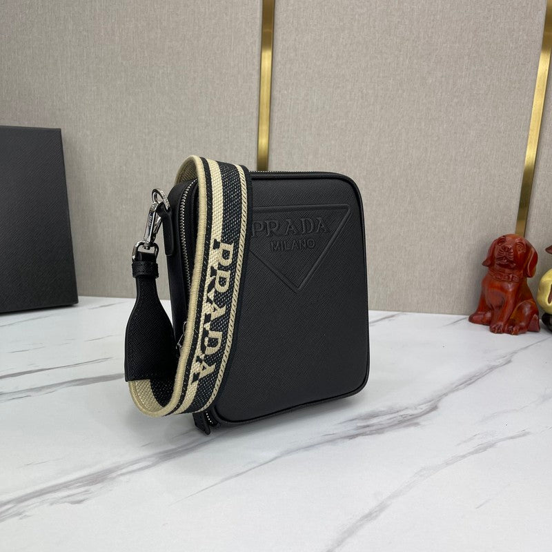 PDA - Luxurious Totes - 157