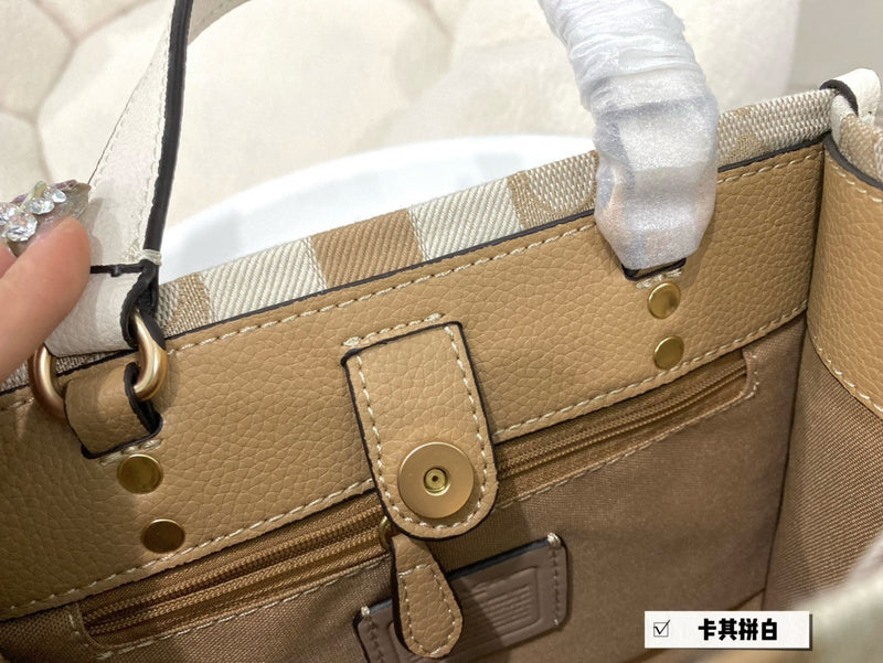 Luxurious Totes - CCH2 Bags - 079