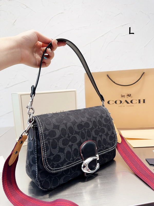 Luxurious Totes - CCH2 Bags - 144