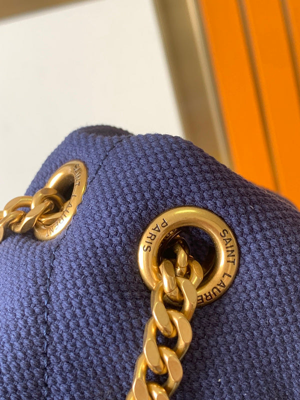 Luxurious Totes - Latest - 8154