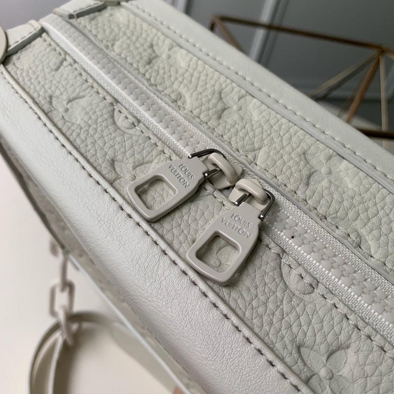 LOV - Luxurious Totes - 2704