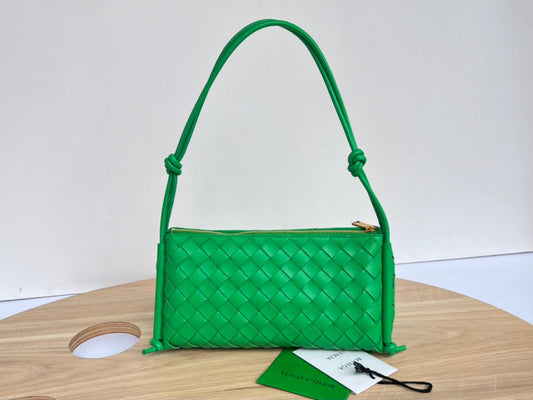 Luxurious-Totes - BV Bags - 2706