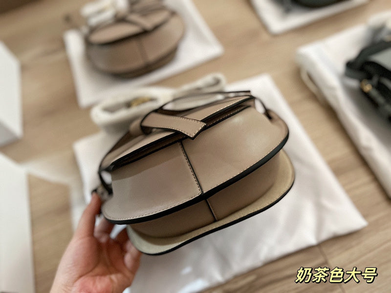 Luxurious Totes - LW-CH Bags - 023