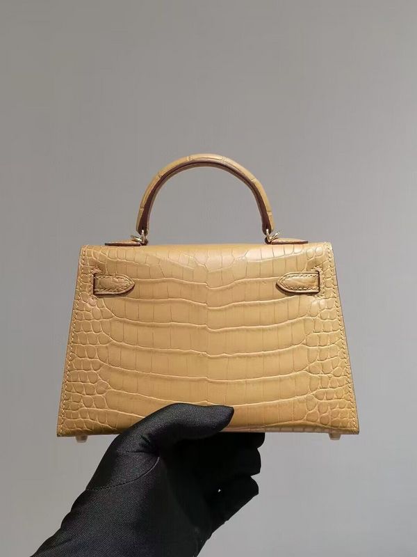 HMS - Luxurious Totes - 014