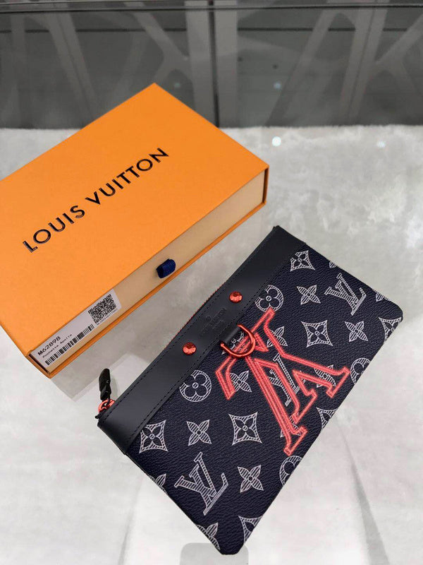 LOV - Luxurious Totes - 2303