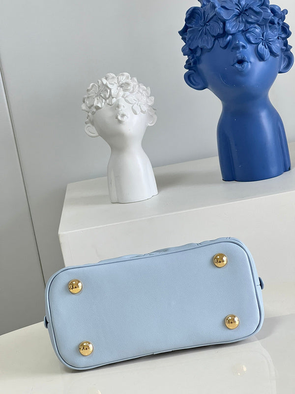 LOV - Luxurious Totes - 1569