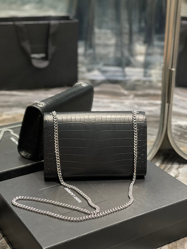 Luxurious Totes - Latest - 8452