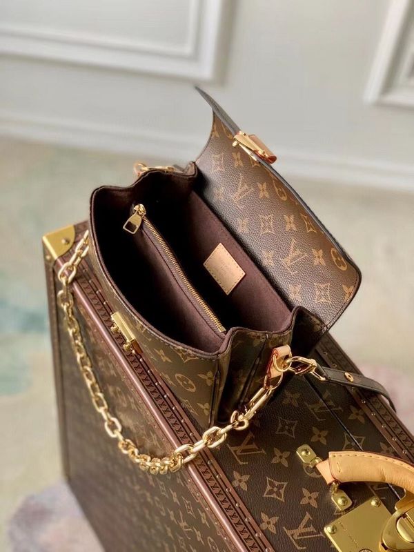 LOV - Luxurious Totes - 827