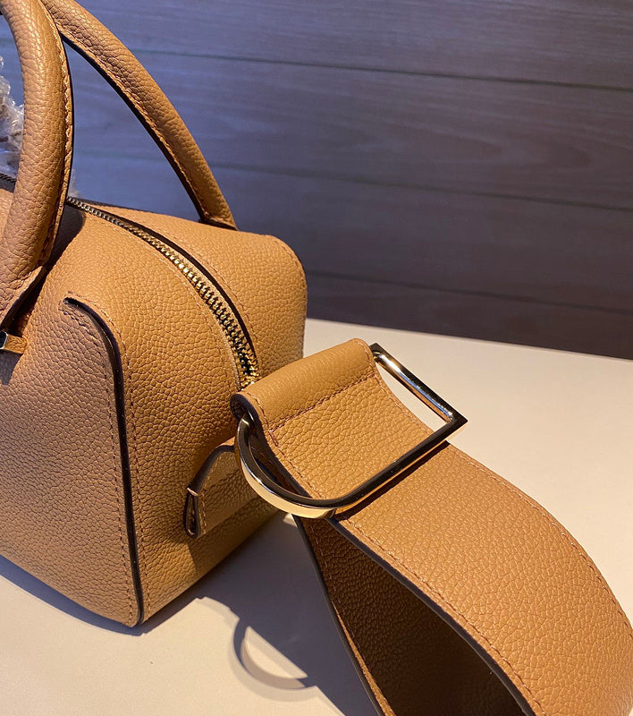 Luxurious Totes - Latest - 6095
