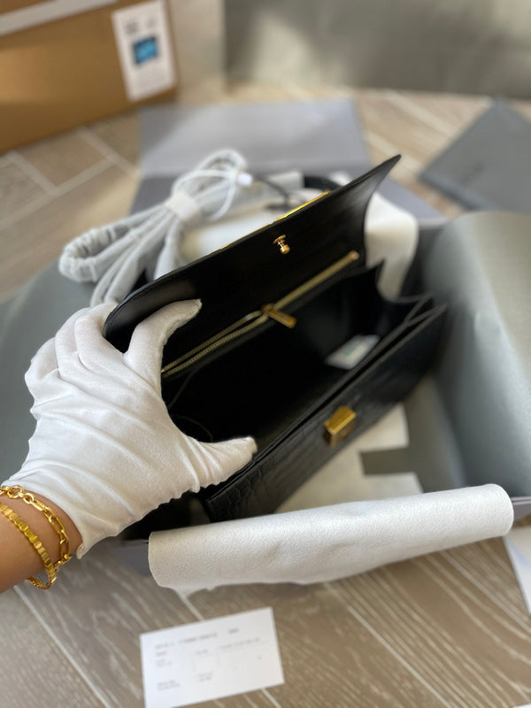 Luxurious Totes - BGA2 Bags - 205