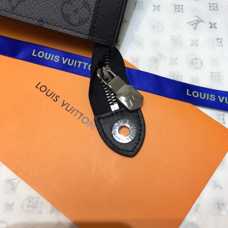 LOV - Luxurious Totes - 2513