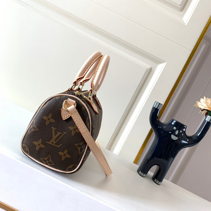 LOV - Luxurious Totes - 1103