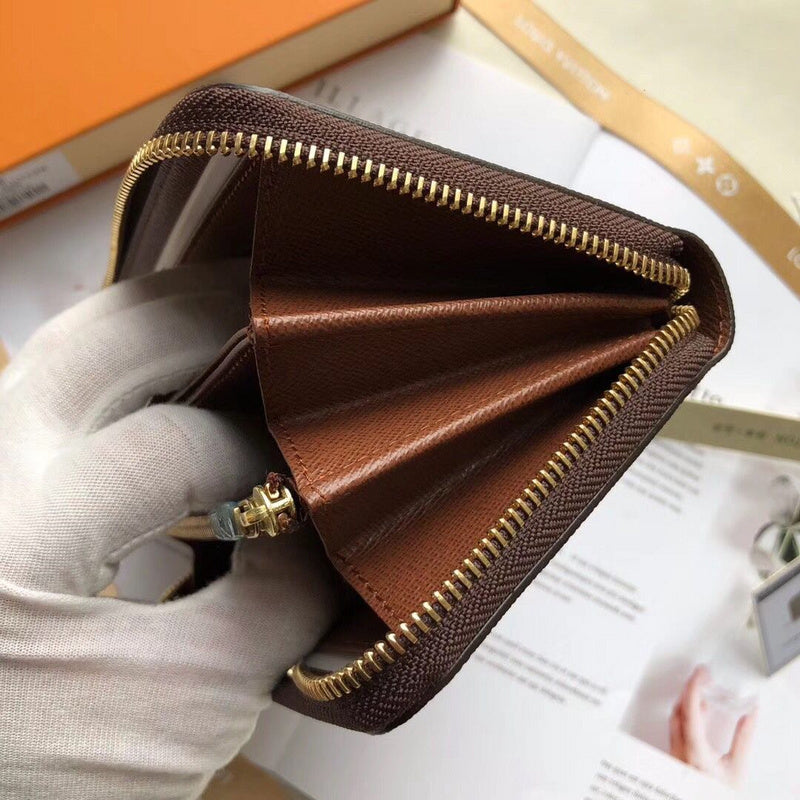 LOV - Luxurious Totes - 2695
