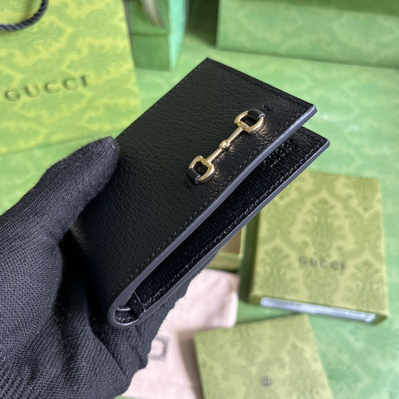 GUI - Luxurious Totes - 129
