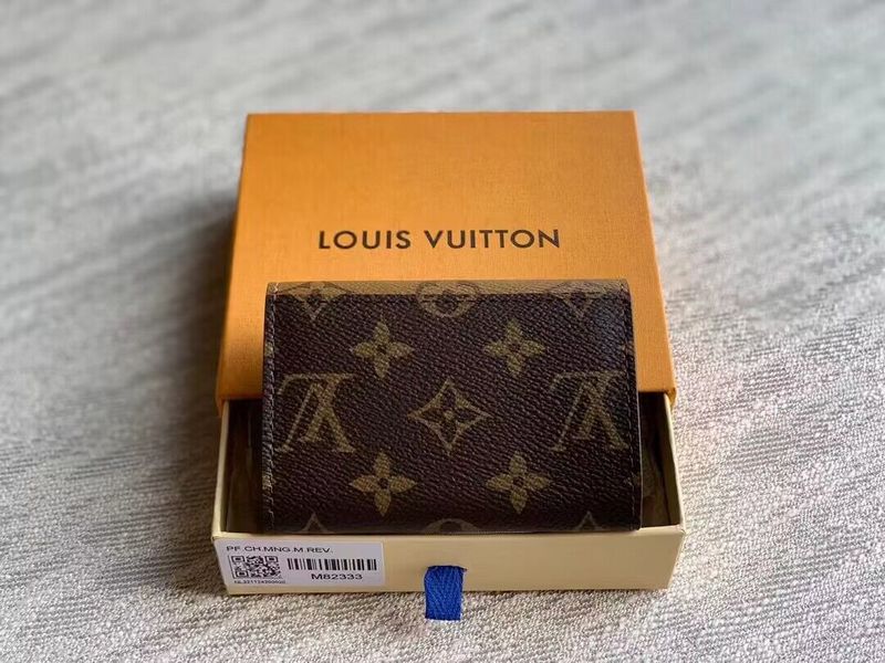 LOV - Luxurious Totes - 620