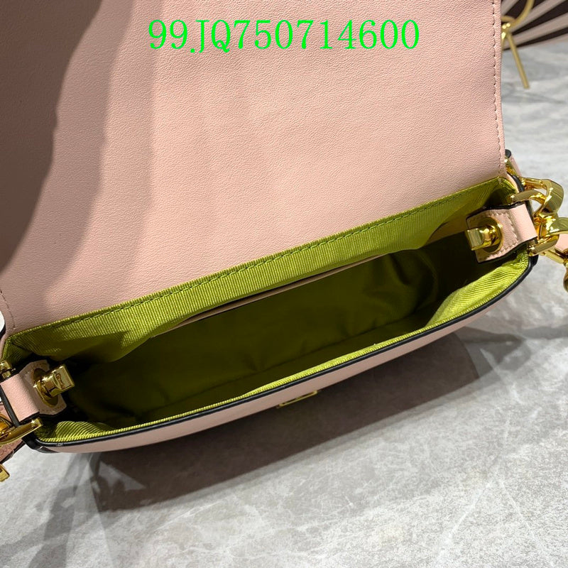 GC - Shoulder - 3352