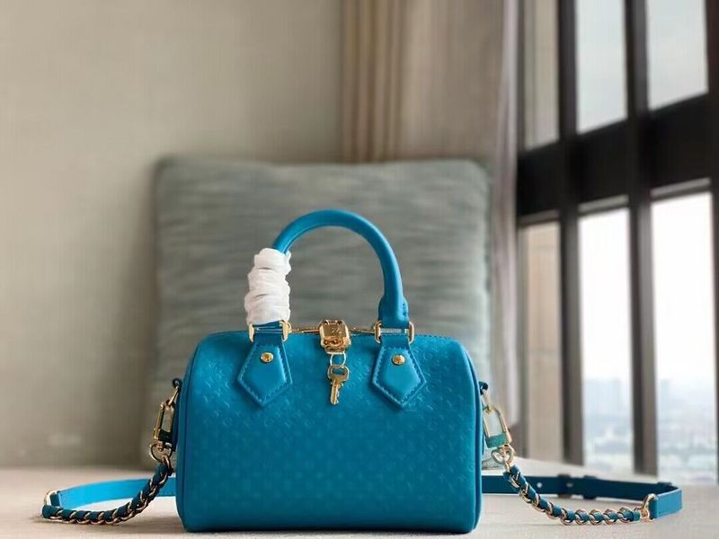 LOV - Luxurious Totes - 535