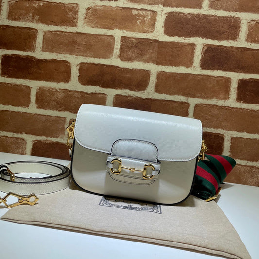 GUI - Luxurious Totes - 444