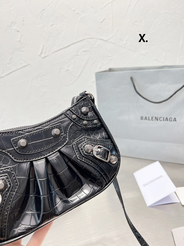 Luxurious Totes - BGA2 Bags - 079