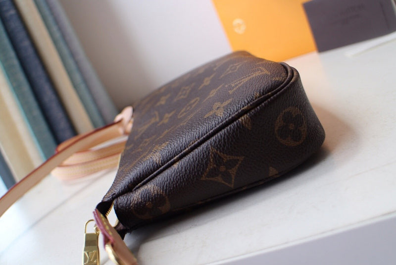 Luxurious Totes - Latest - 2696
