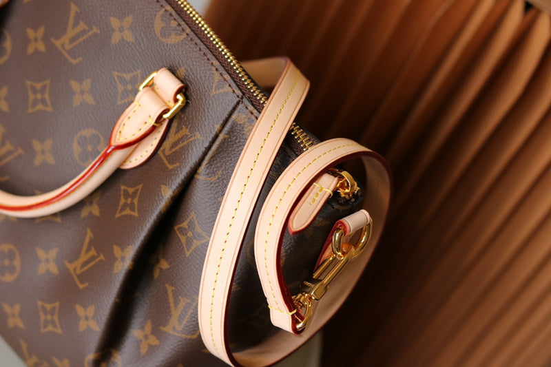 LOV - Luxurious Totes - 1002