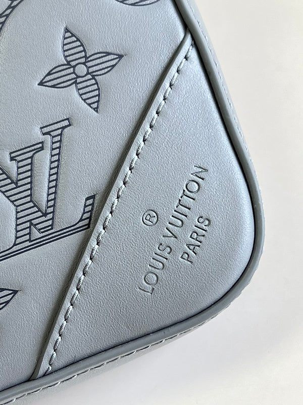 LOV - Luxurious Totes - 1653