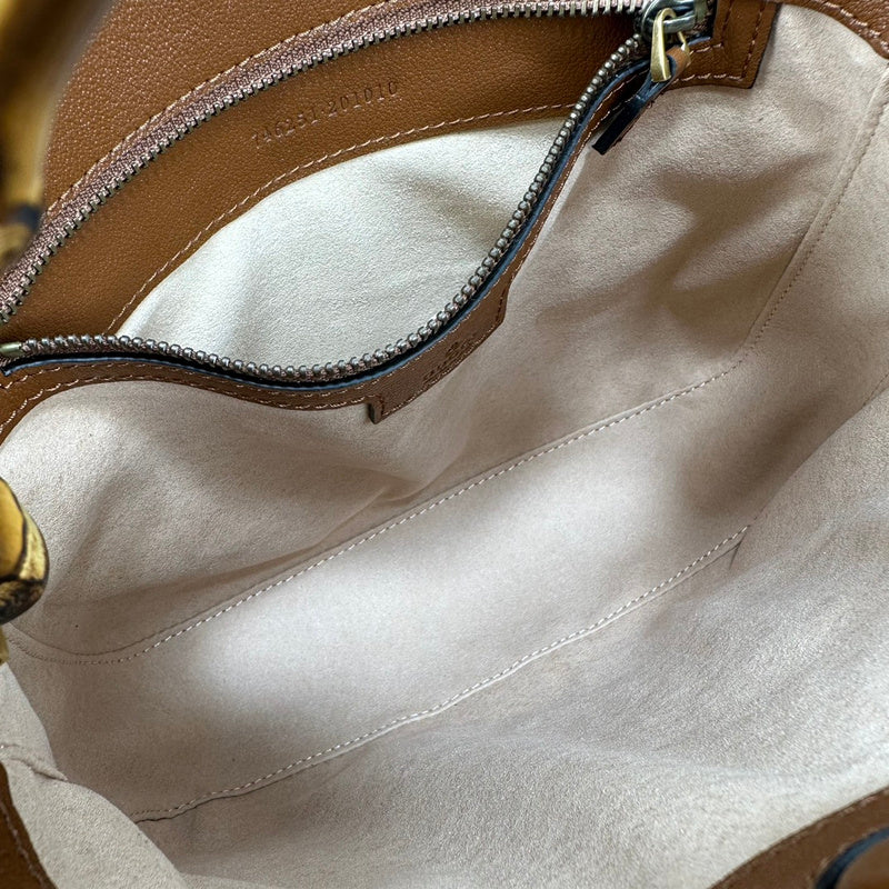 GUI - Luxurious Totes - 277