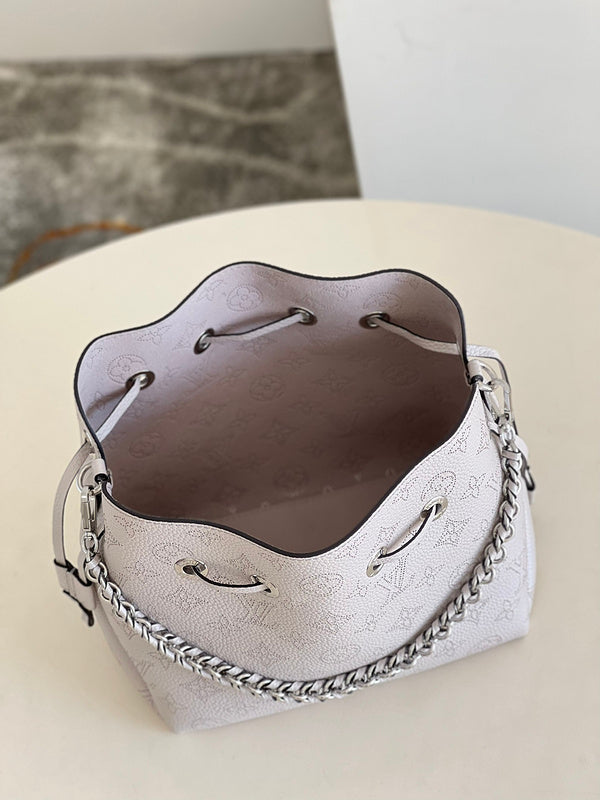 LOV - Luxurious Totes - 2120