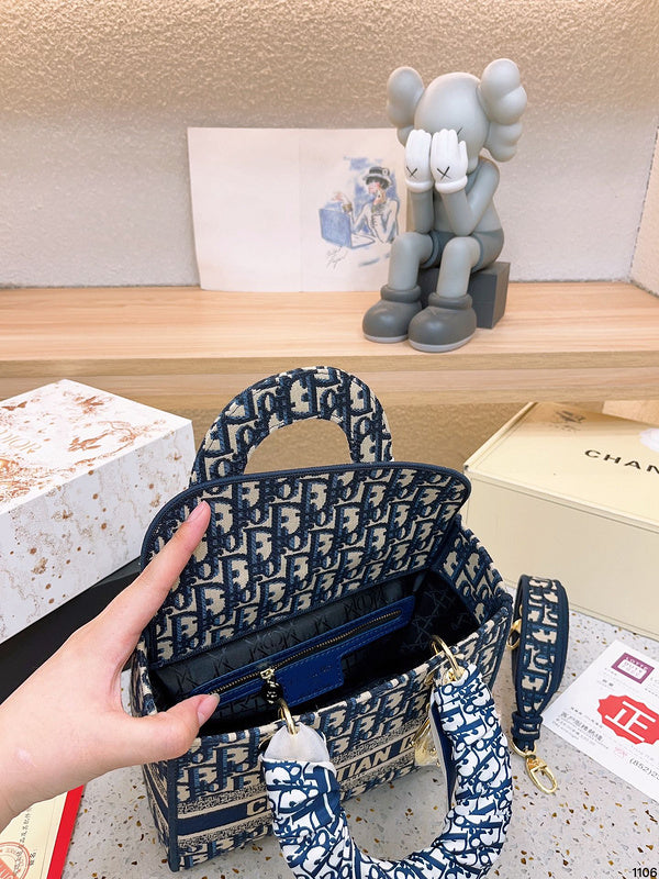 Luxurious Totes - DOR2 Bags - 015