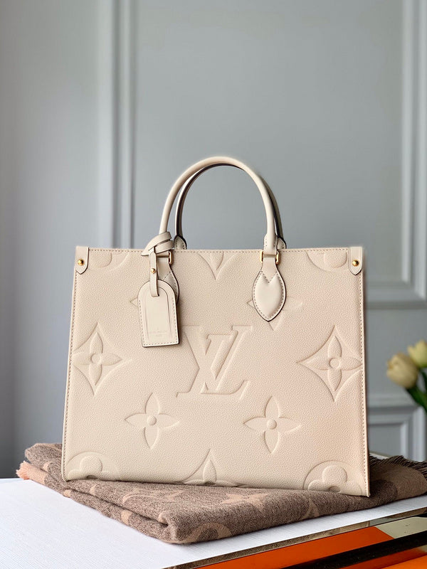 LOV - Luxurious Totes - 2632