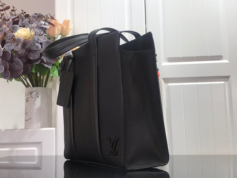 LOV - Luxurious Totes - 2419