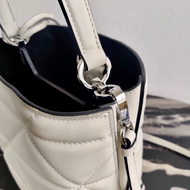 Luxurious Totes - Latest - 4711