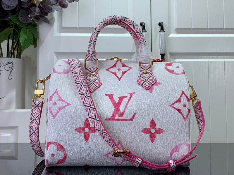LOV - Luxurious Totes - 091