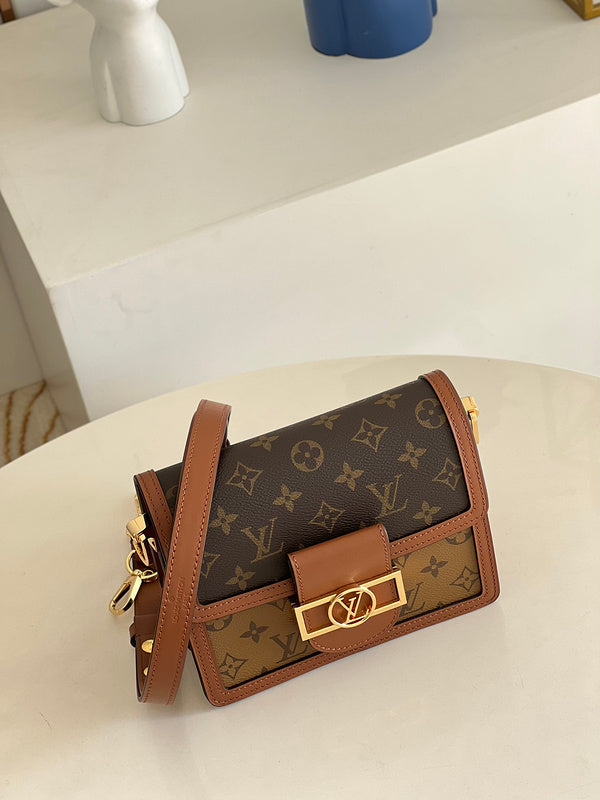 LOV - Luxurious Totes - 1995