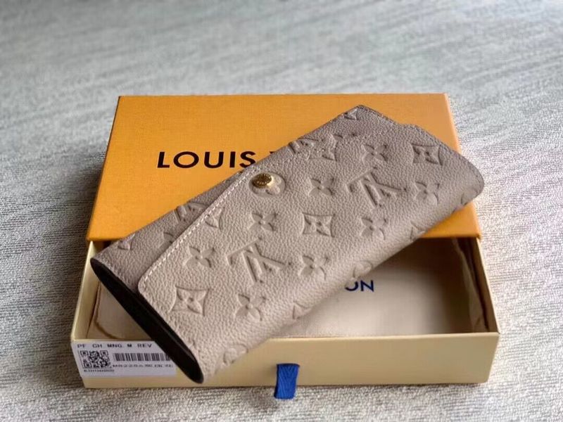 LOV - Luxurious Totes - 239