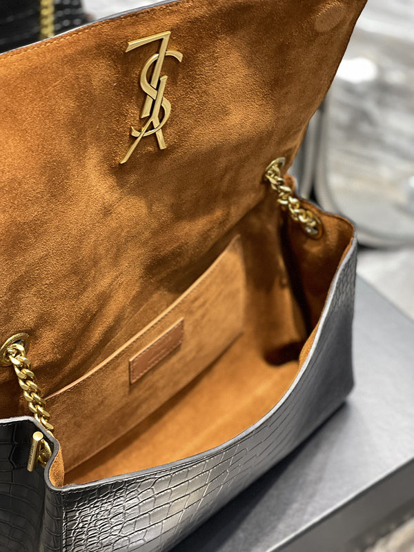 Luxurious Totes - Latest - 8714
