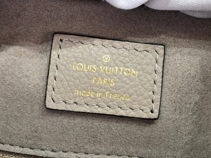 LOV - Luxurious Totes - 1261
