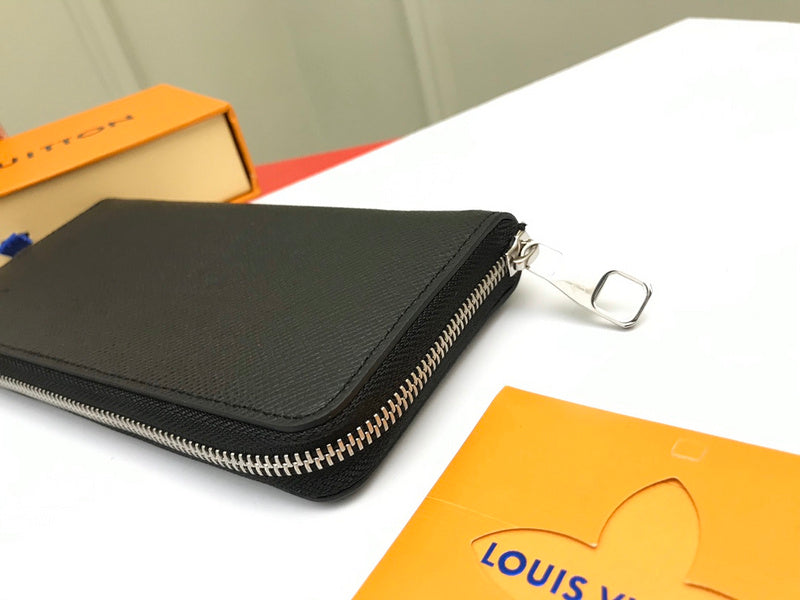 Luxurious Totes - Latest - 707