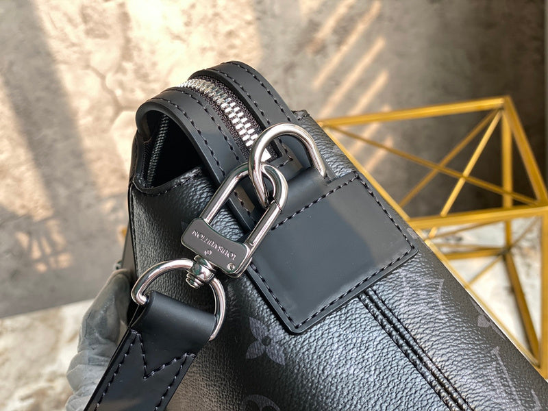 LOV - Luxurious Totes - 2033