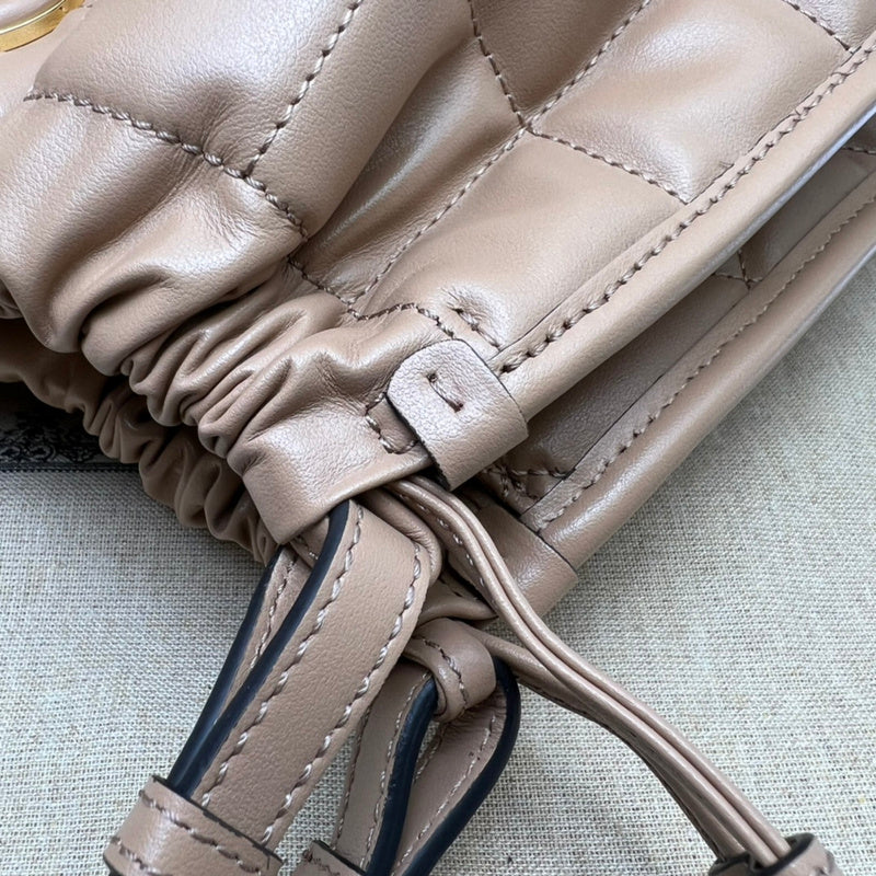 GUI - Luxurious Totes - 305