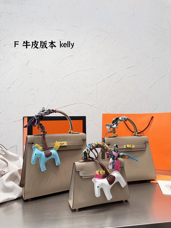 Luxurious Totes - HMS3 Bags - 001