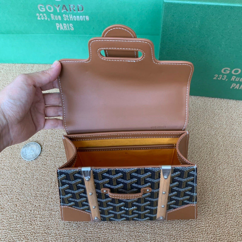 Lux-Totes - GOD Bags - 138