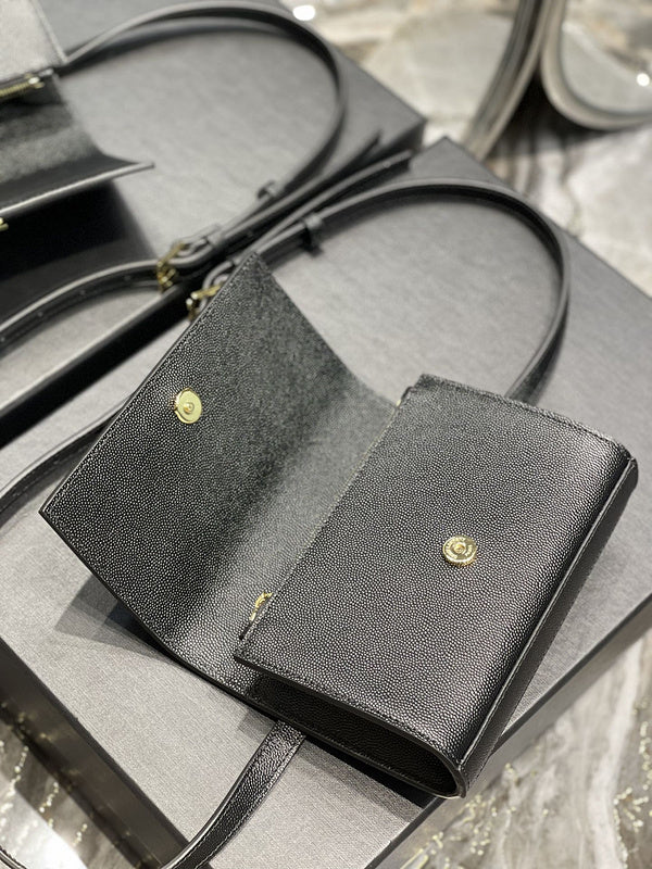 Luxurious Totes - Latest - 8813