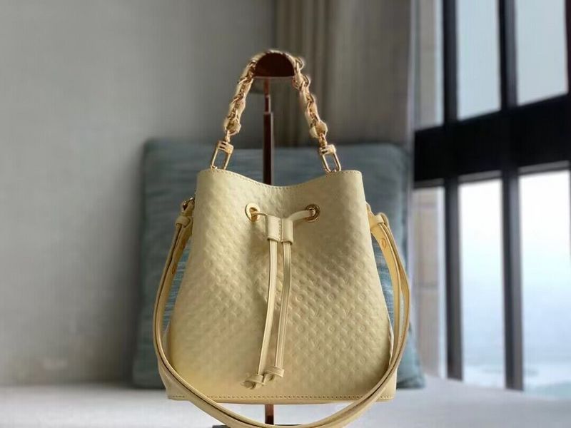 LOV - Luxurious Totes - 472
