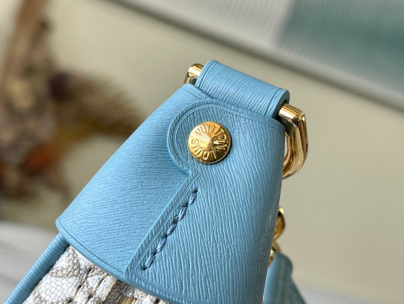 LOV - Luxurious Totes - 2138