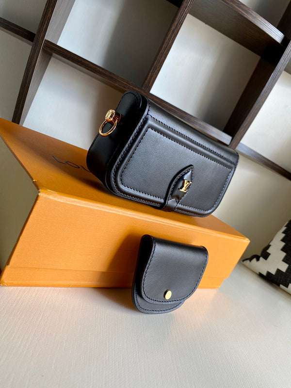 Luxurious Totes - Latest - 1531