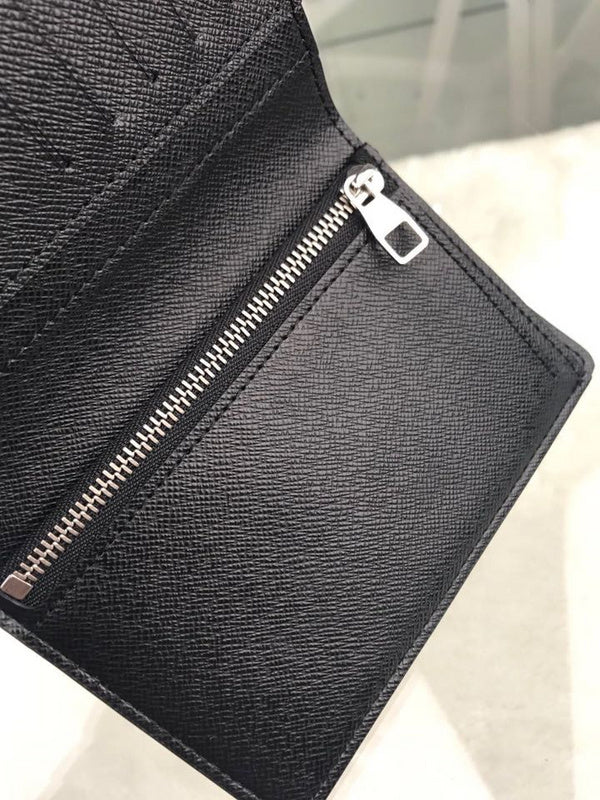 LOV - Luxurious Totes - 2306