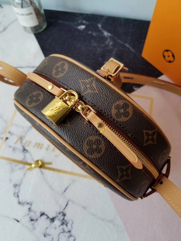 LOV - Luxurious Totes - 2751