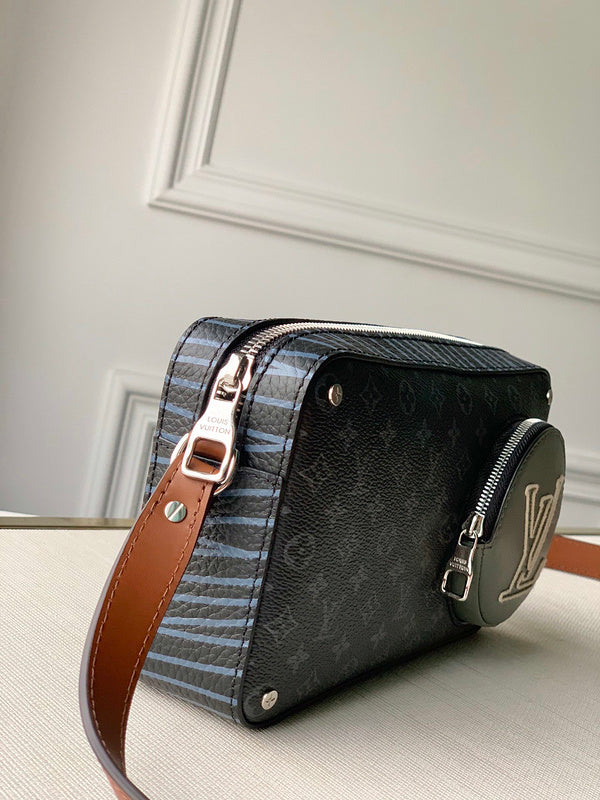 LOV - Luxurious Totes - 2616