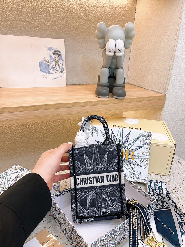 Luxurious Totes - DOR2 Bags - 119